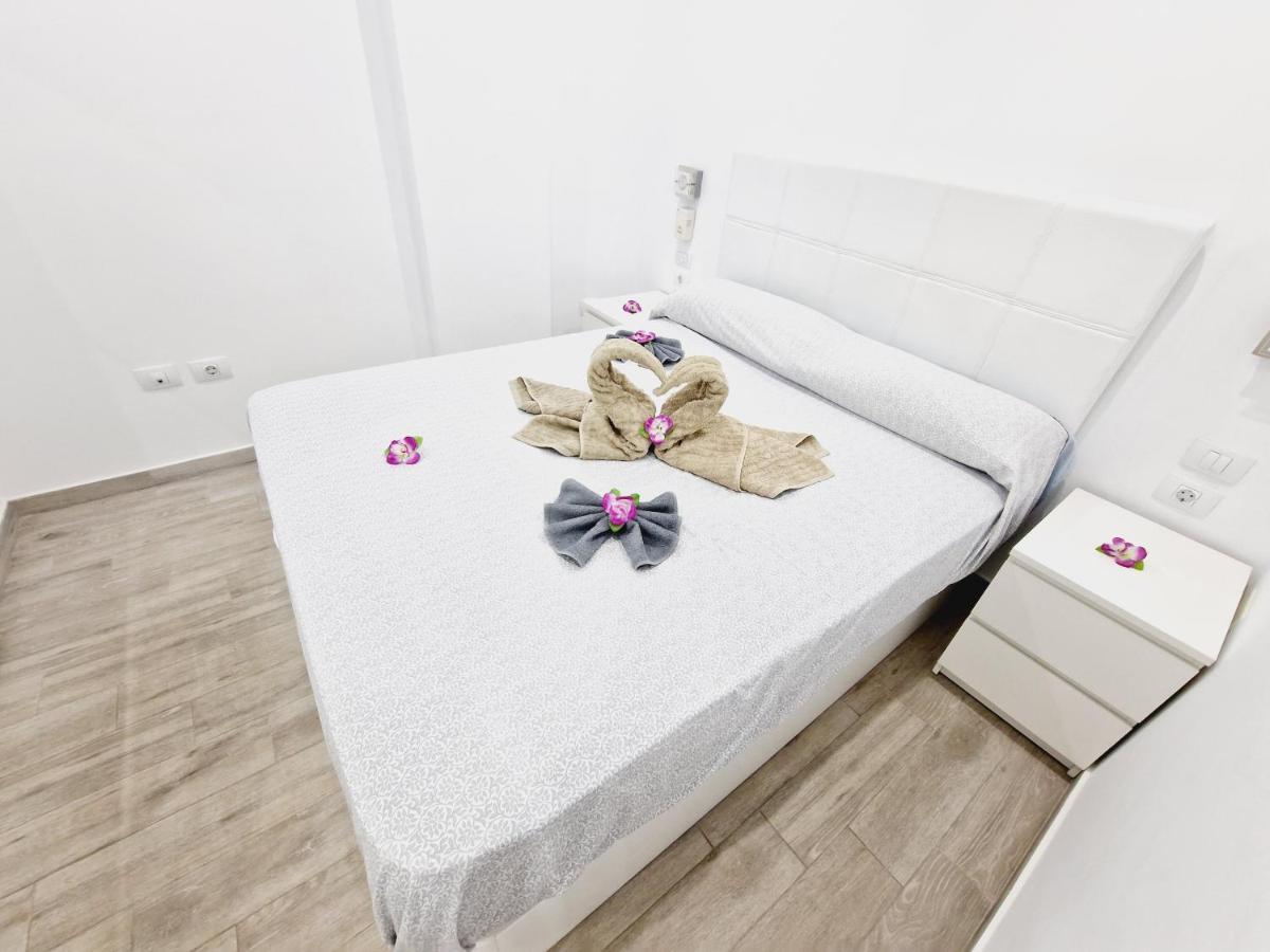 Holiday home Luxury San Marino & Pool View Los Cristianos (Tenerife)