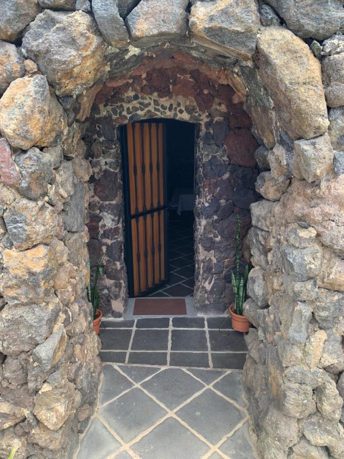 La Cueva De Gardel * Icod De Los Vinos
