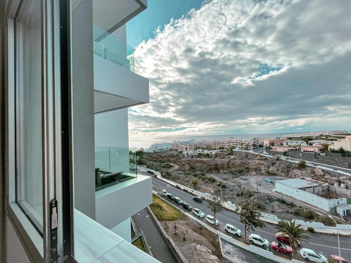 3-bed Flat , Ocean Garden , Heated Pool & Parking, Pp207