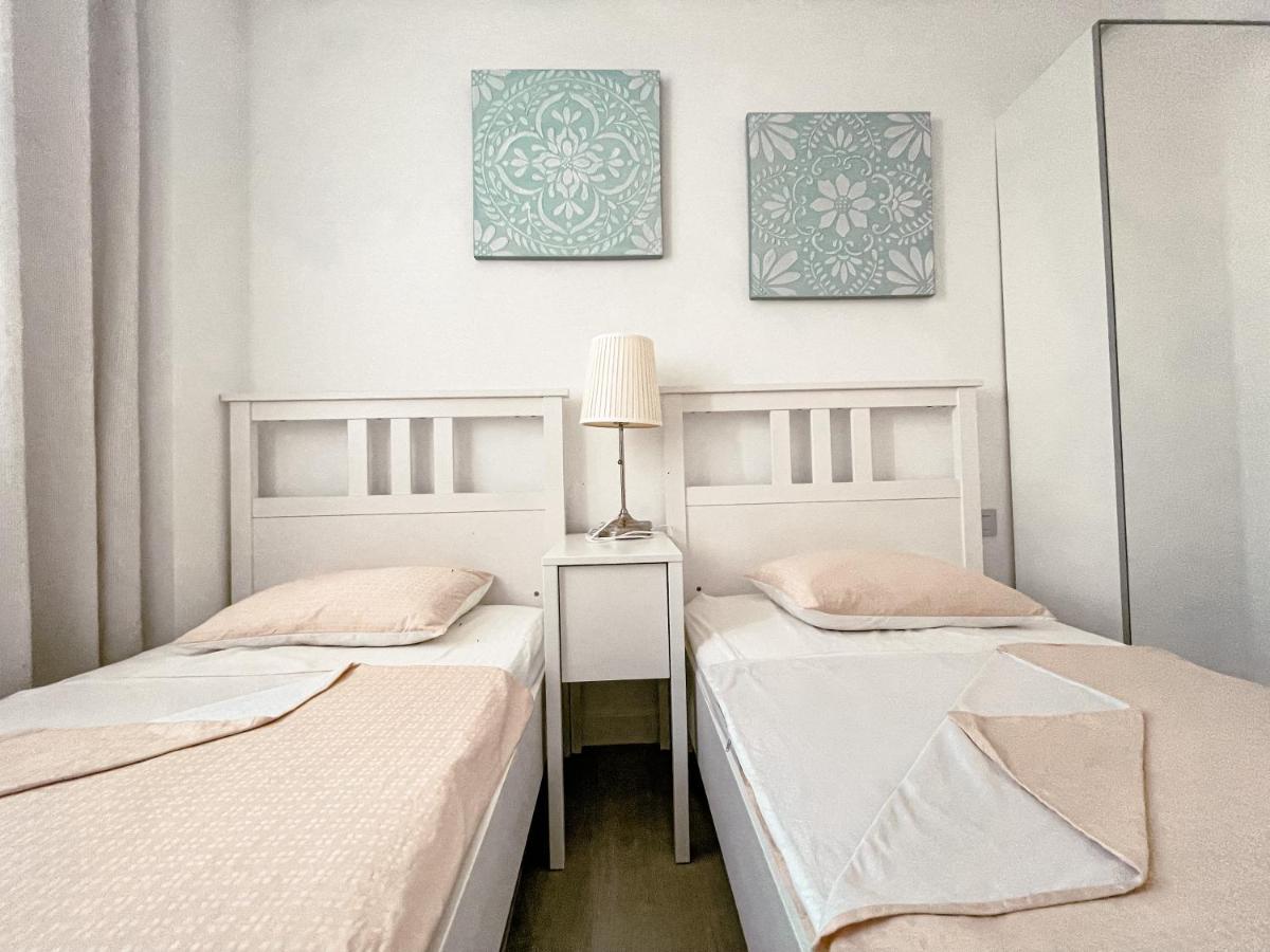 Apartment 3-bed Flat , Ocean Garden , Heated Pool & Parking, Pp207