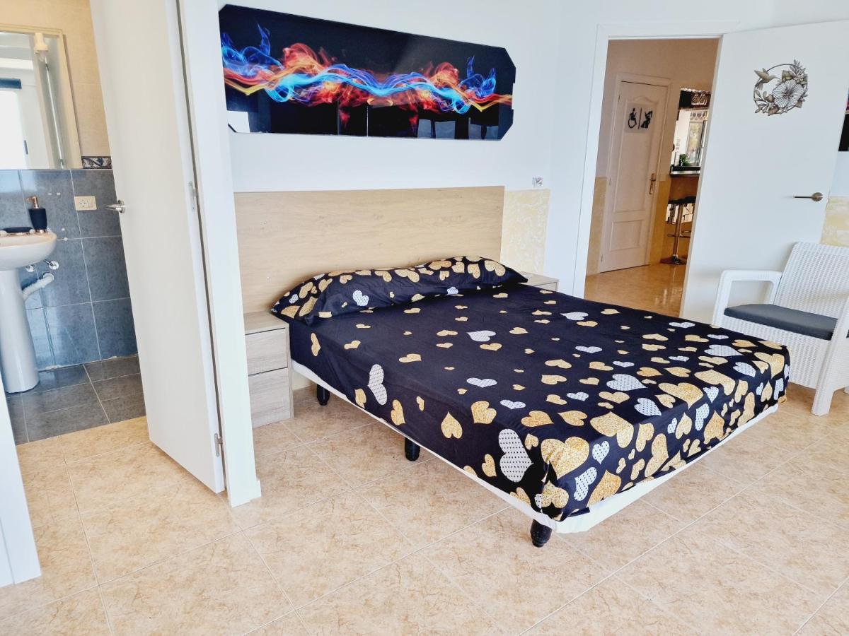 Holiday home First Line Of The Ocean, 3 Bedrooms & Free Wifi *