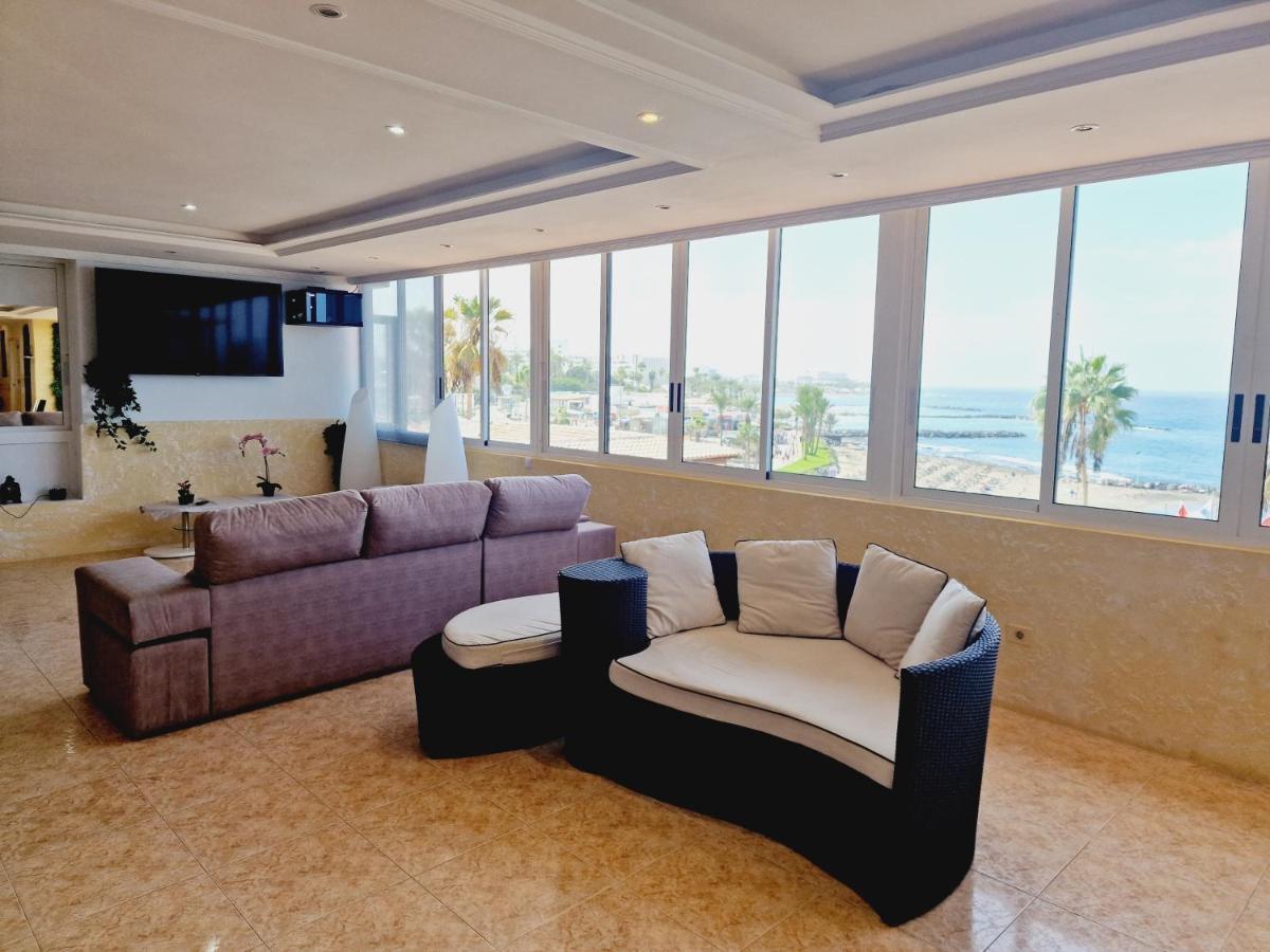 First Line Of The Ocean, 3 Bedrooms & Free Wifi