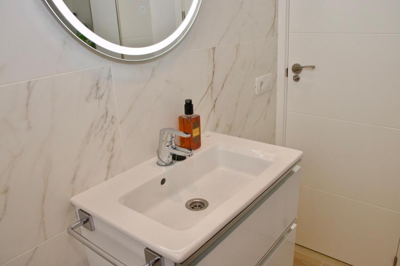 Luxury Beachfront Ocean View Apartment Acantilado de los Gigantes