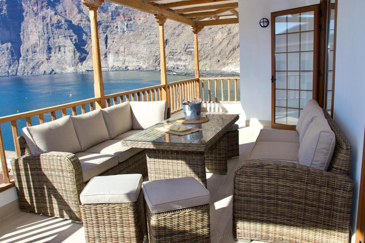 Luxury Beachfront Ocean View Apartment