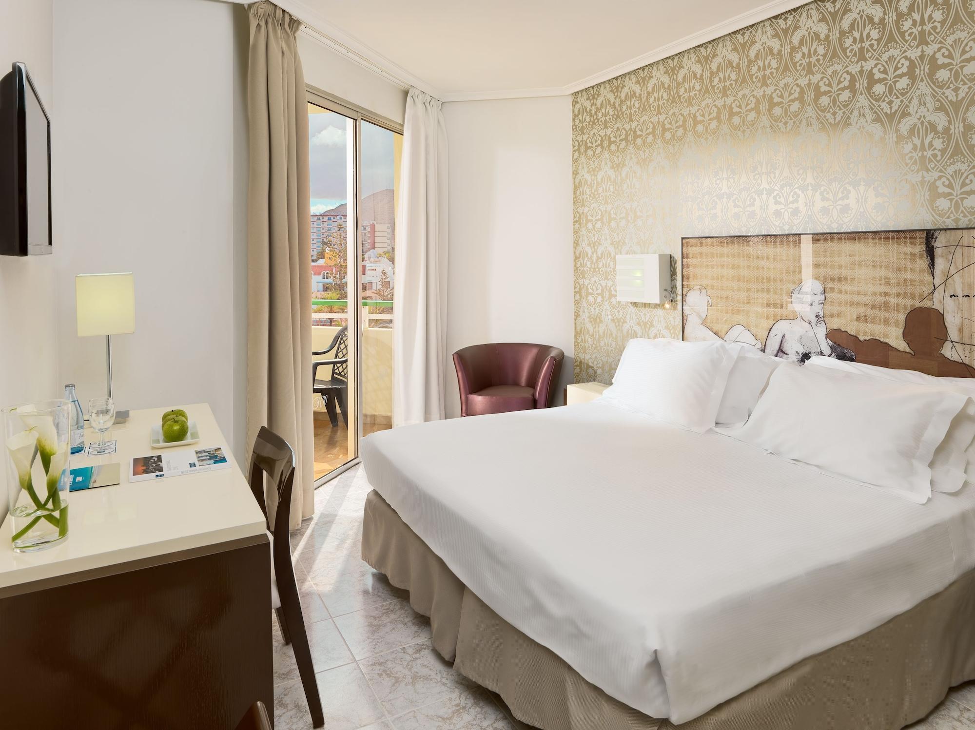 Hotel H10 Palmeras 4*