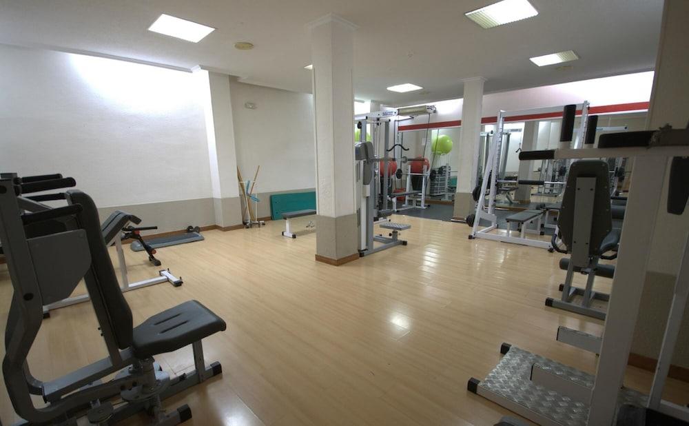 Klayman Olivina Aparthotel 3*