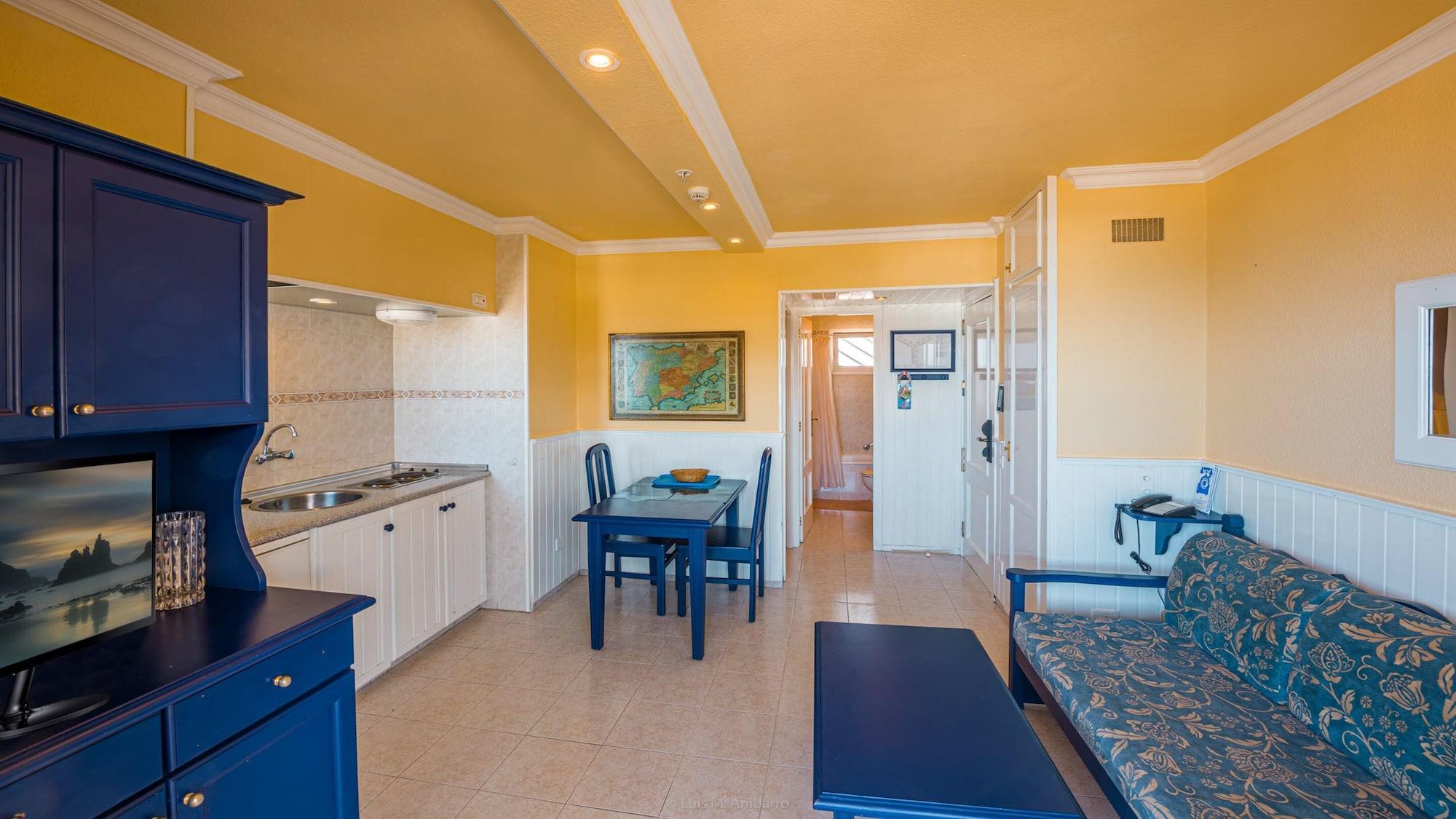 Teneguia Apartment