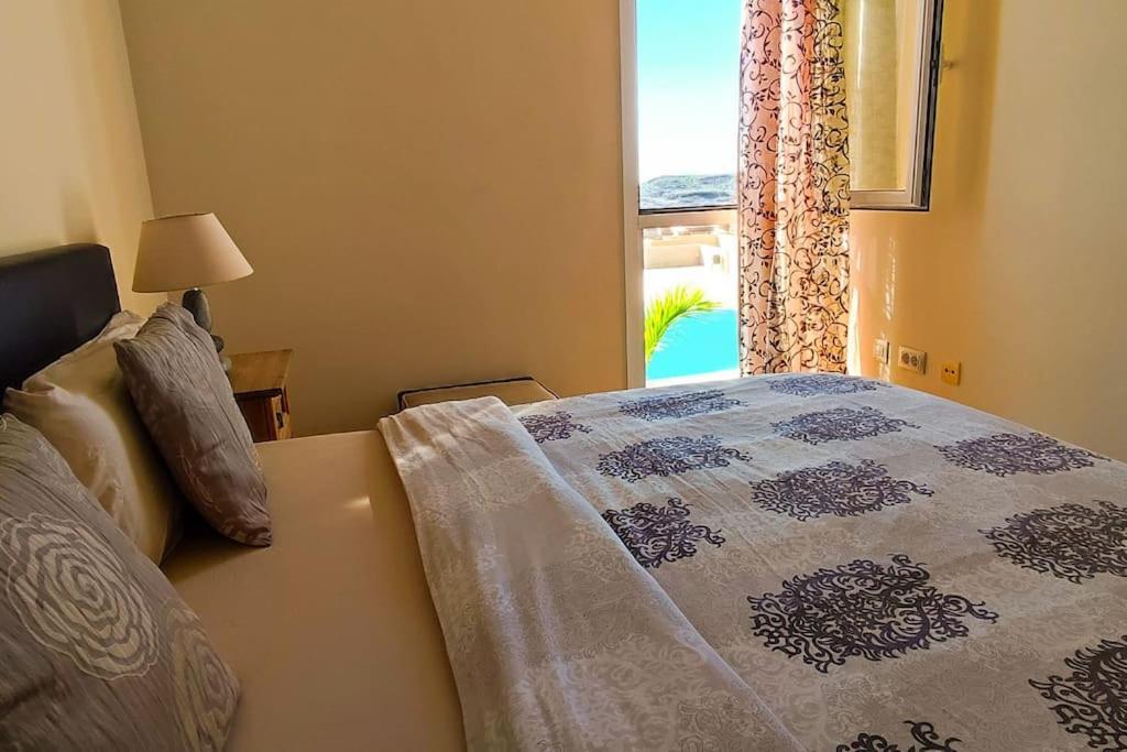 Apartment Beach And Pool View , 4 People, And Free Wifi