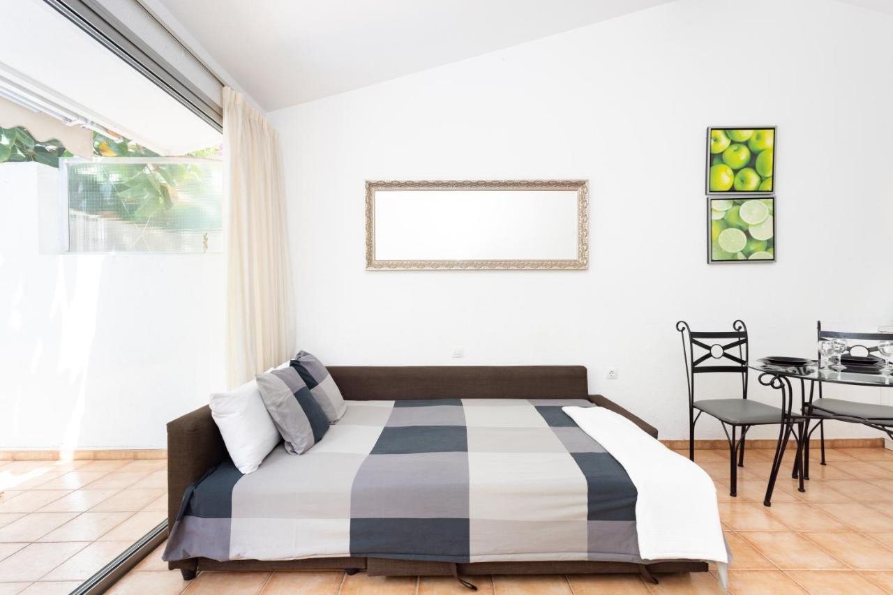 Hemeras Boutique Homes - Bungalow With Private Garden 5min From The Beach Holiday home Playa de las Americas (Tenerife)
