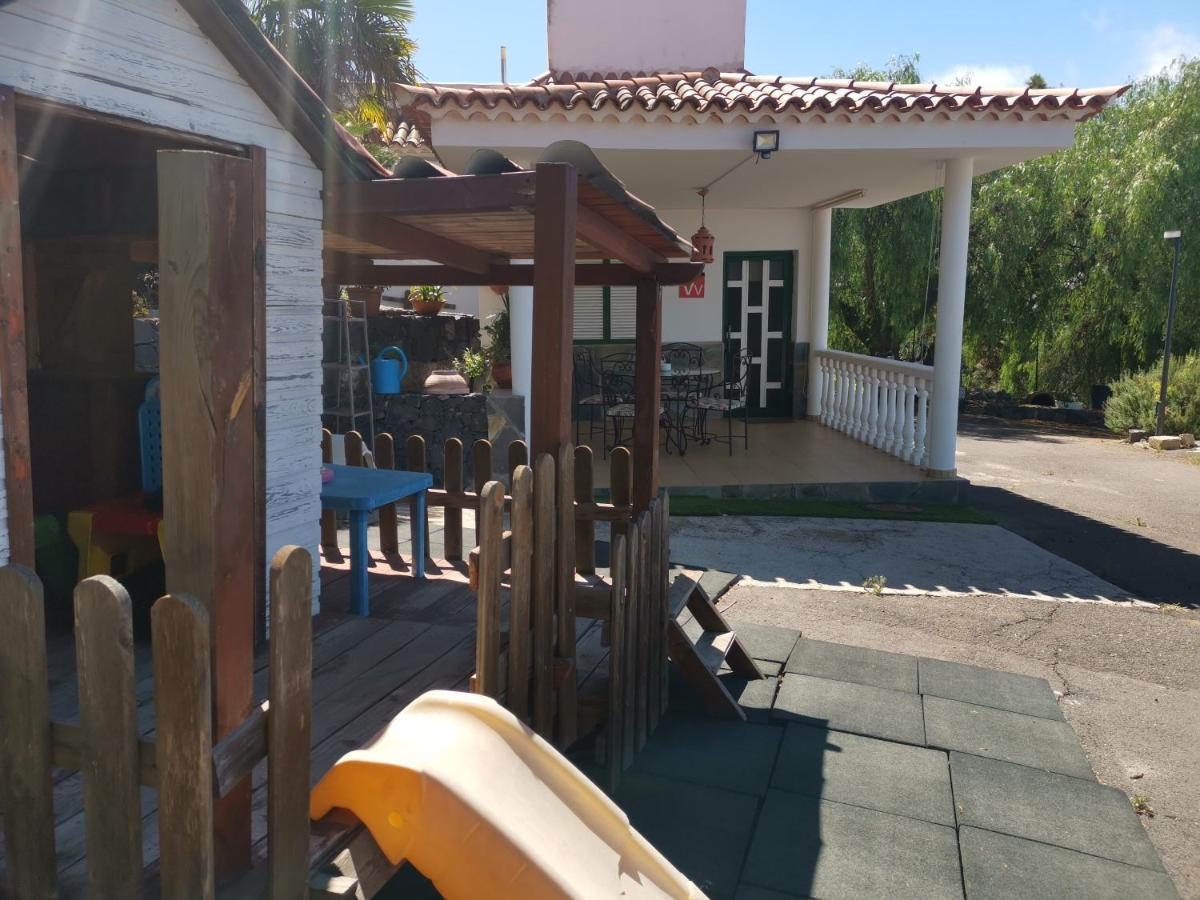 Dolores En Adeje Hébergement de vacances *