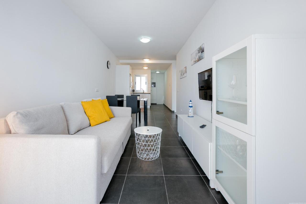 Cristianos Center Iv Apartment *
