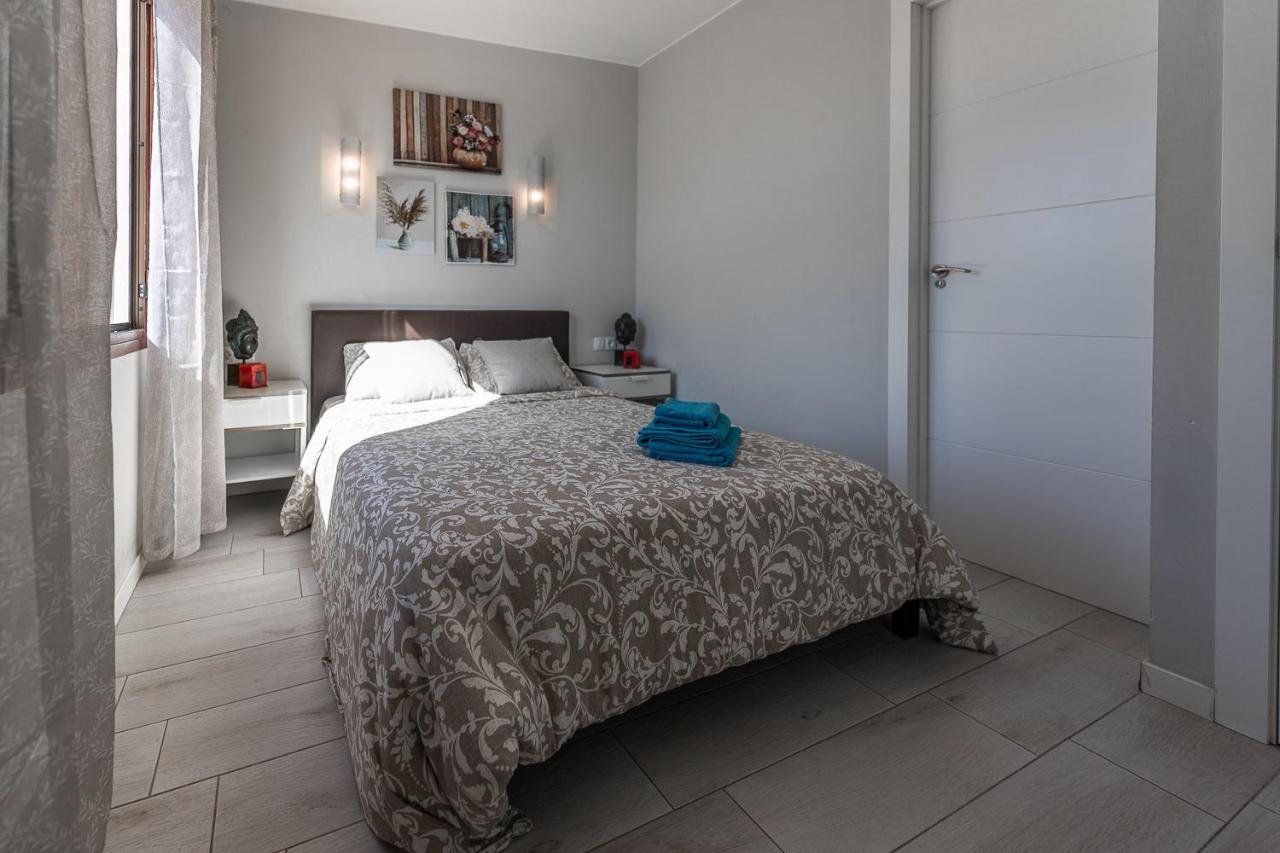 Beautiful Duplex In 3 Minutes Walking To The In Playa De Americas * Playa de las Americas (Tenerife)