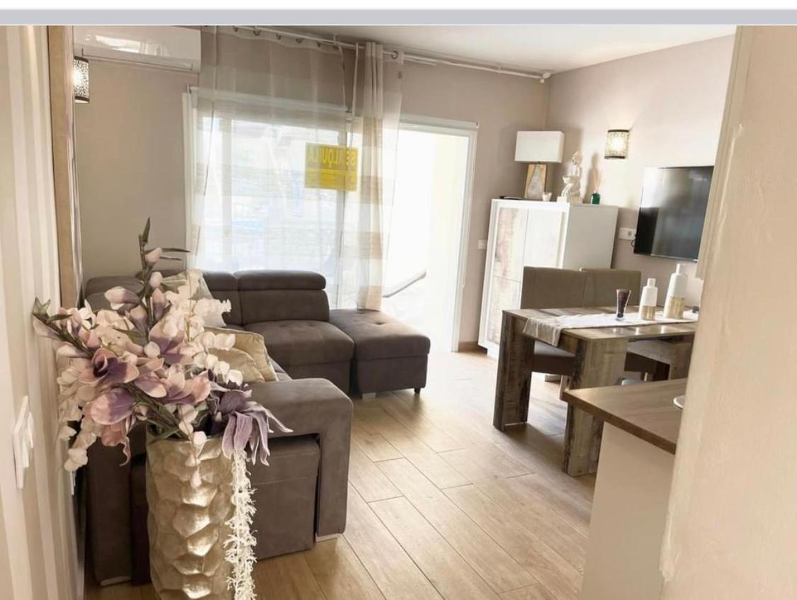 Appartement Luxury Fronte Piscina Mareverde A&v *