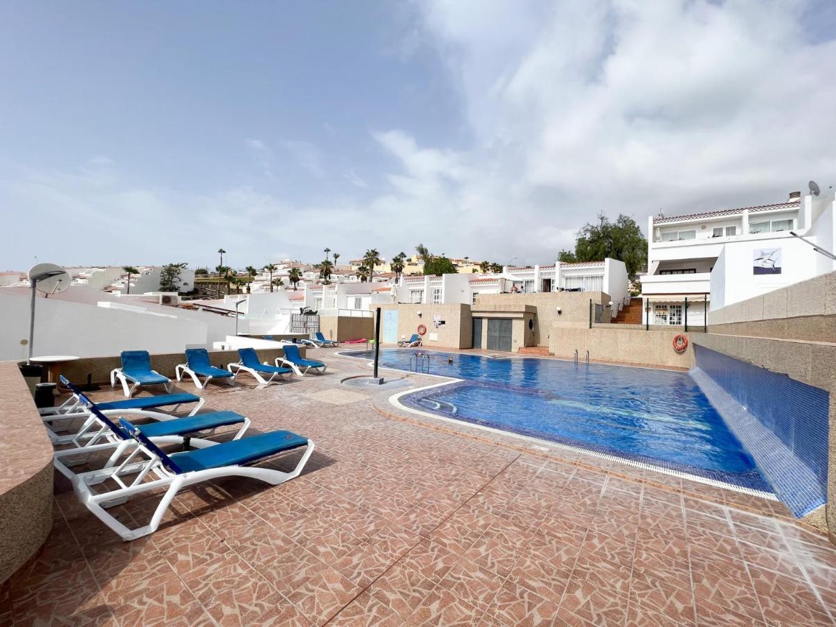Island Village Apartamento *