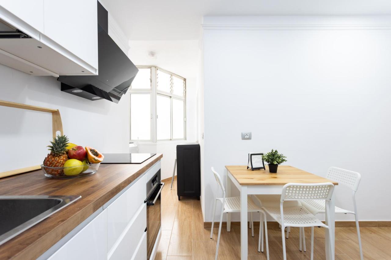 Home2book Design Black & White Cruz Apartamento