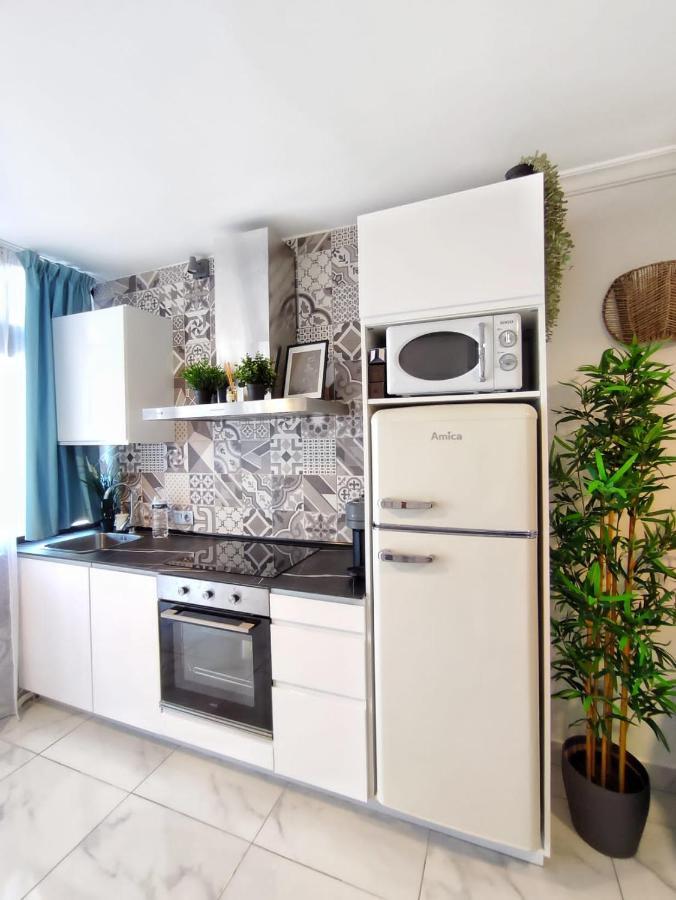 Sea View In Ocean View Apartment *