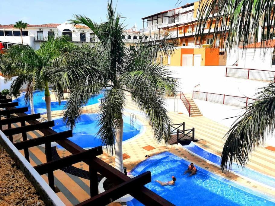 Classic Style With Pools Appartement