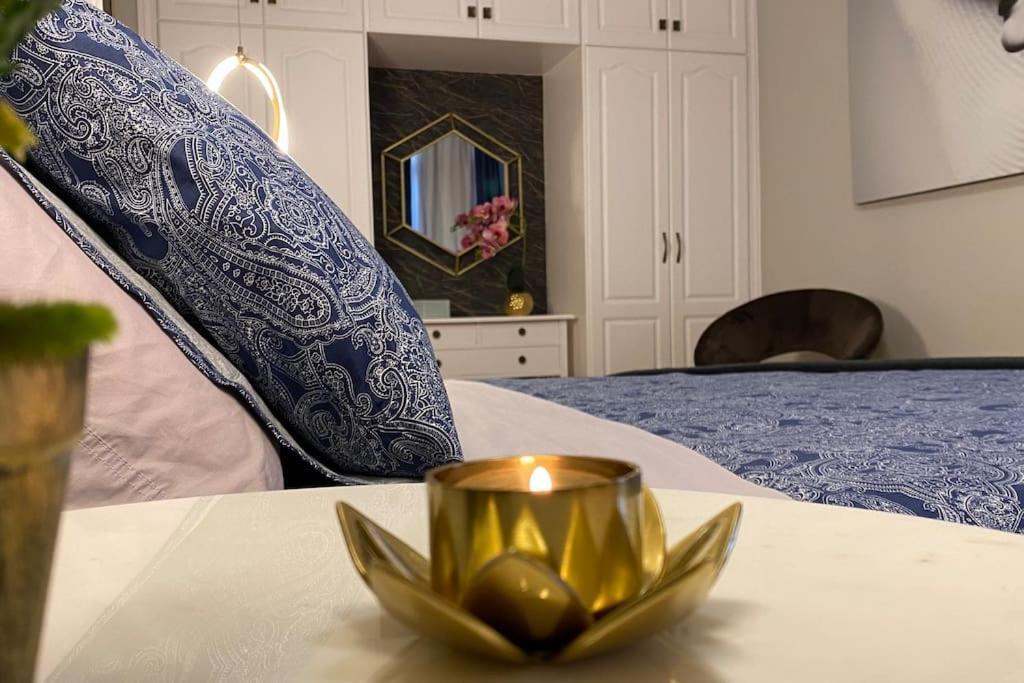 Lujoso Piso Con Chimenea Interior *