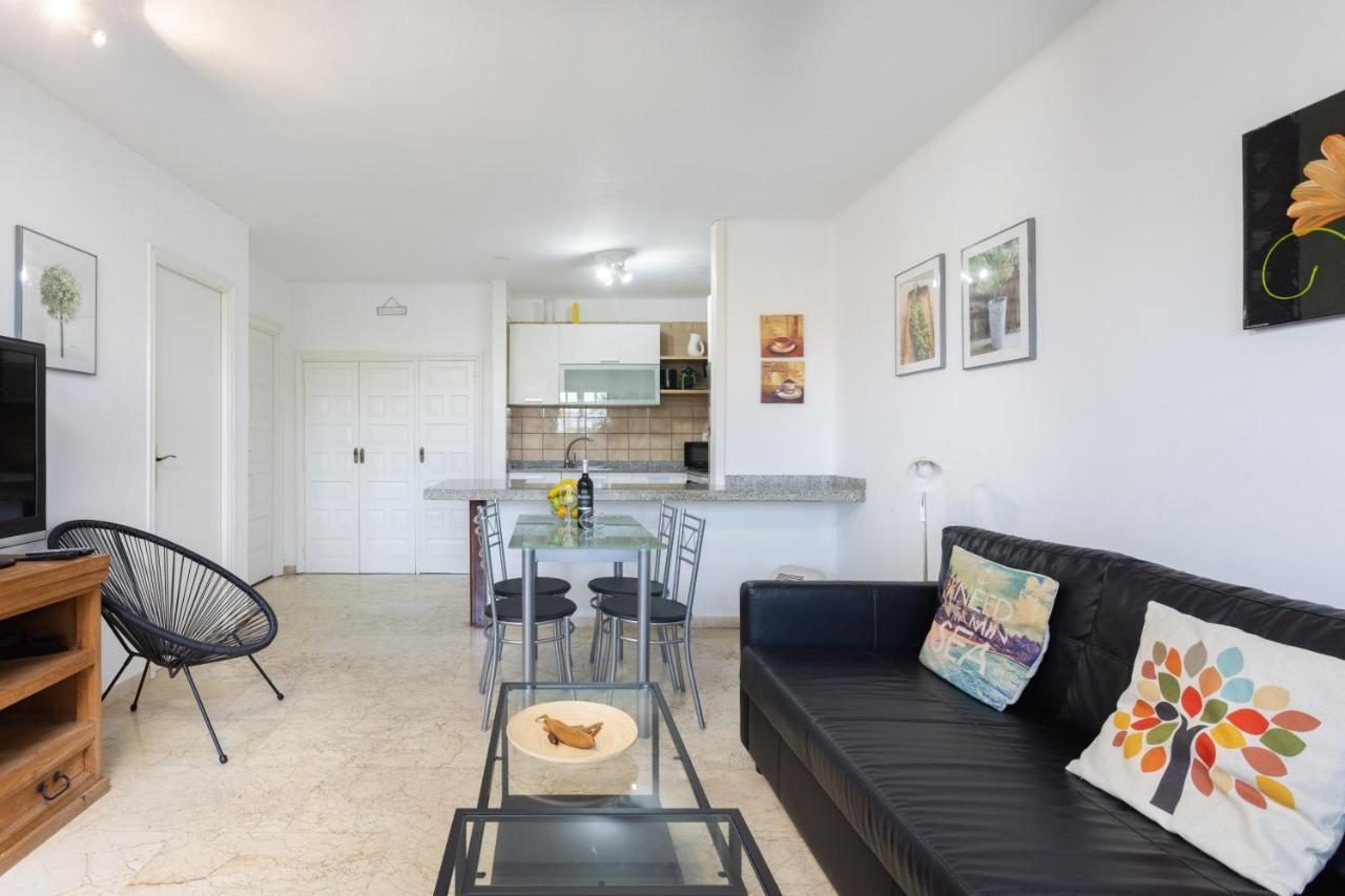With Private Garden Appartement