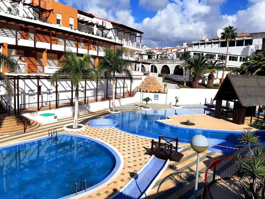 Classic Style With Pools Appartement