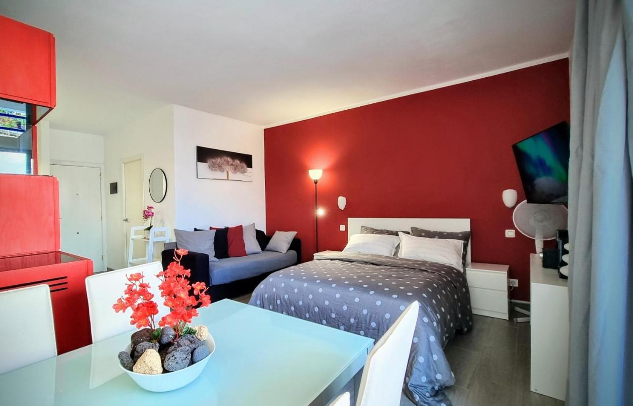 Stunning Studio With A Sea View And Pool, Paraiso Del Sur 1309