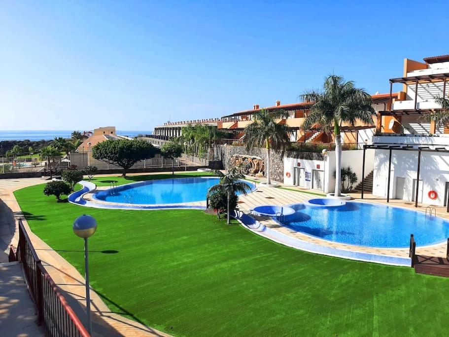 Classic Style With Pools *