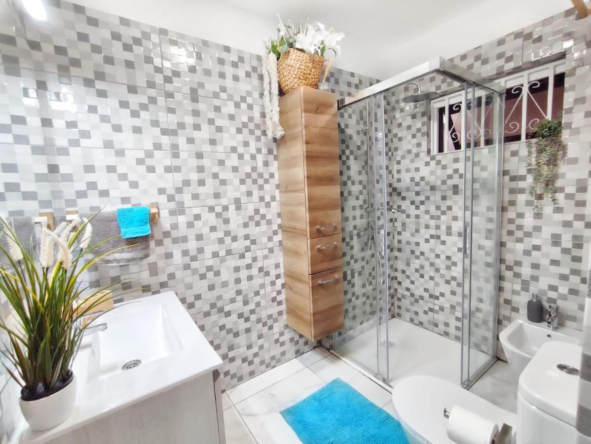 Sea View In Ocean View Apartment