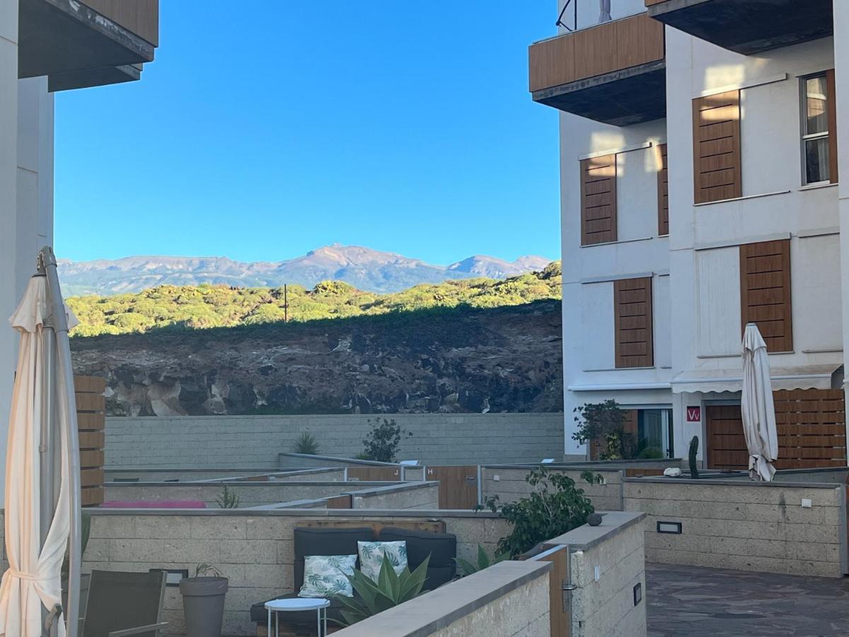 Martines Beachfront Ocean View Apartment El Medano (Tenerife)