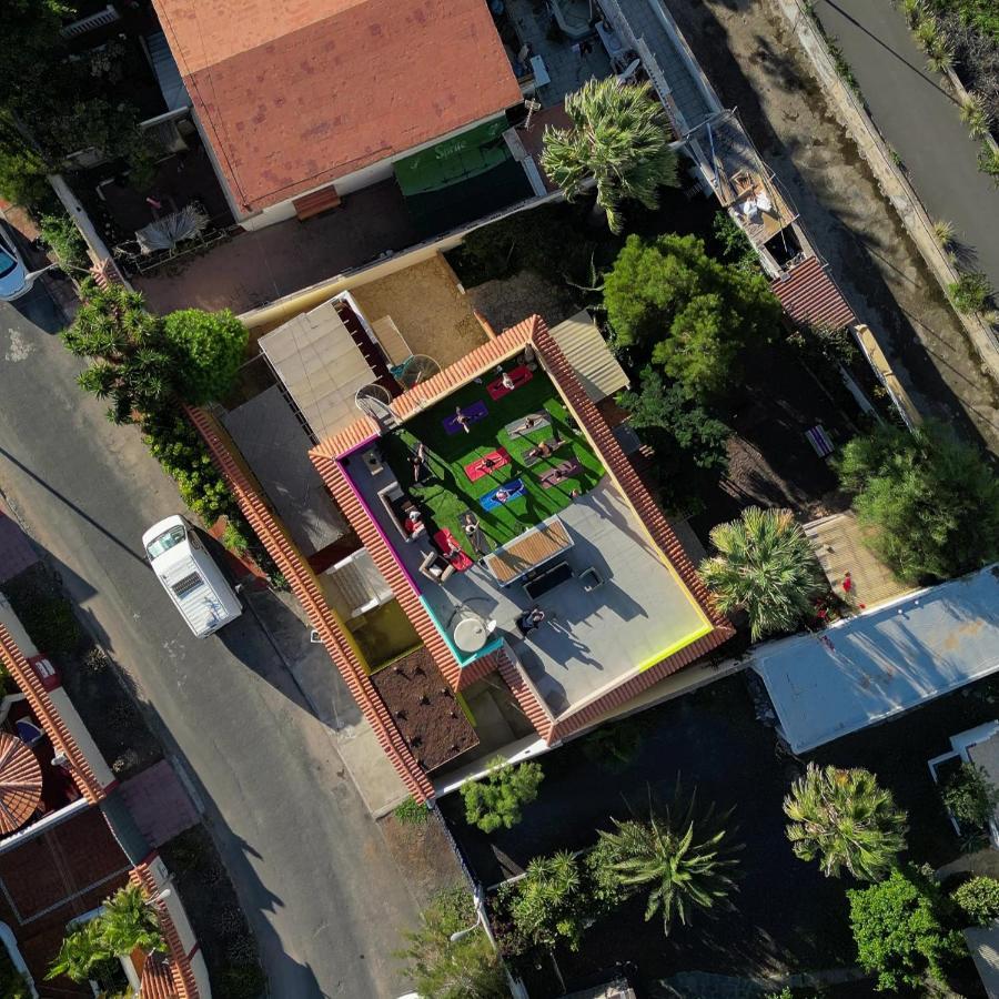 Los Amigos Nomad Hostal La Mareta
