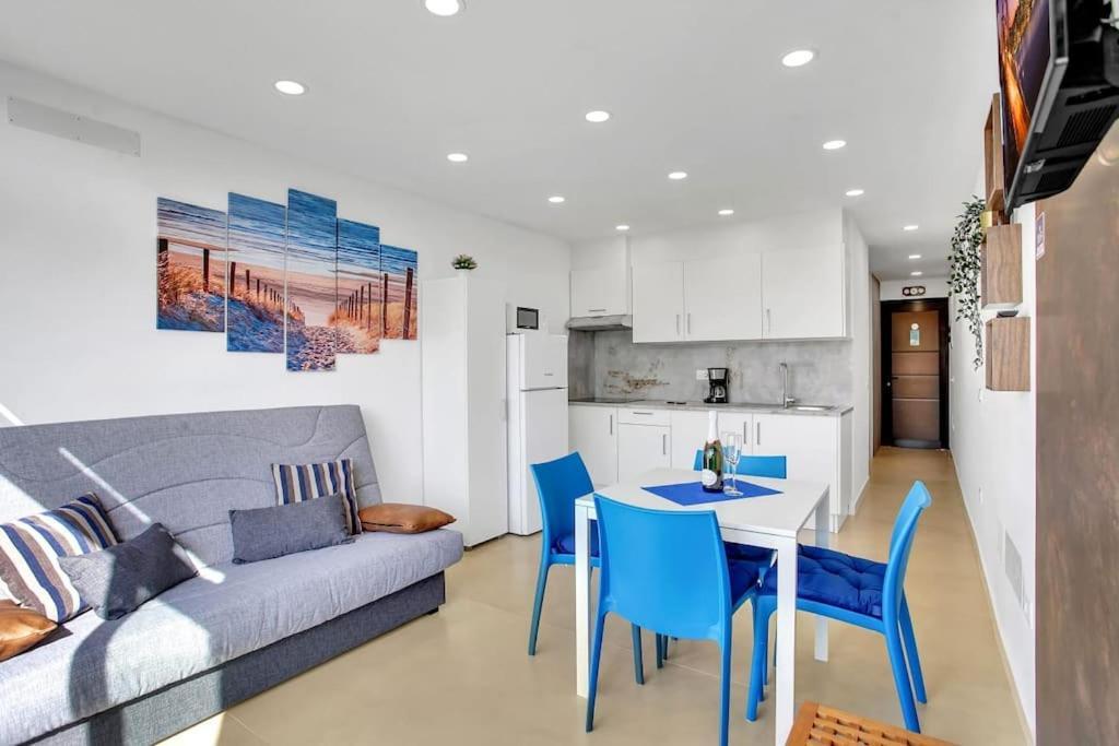 Studio In Torres Del Sol Griffin Near The Beach *