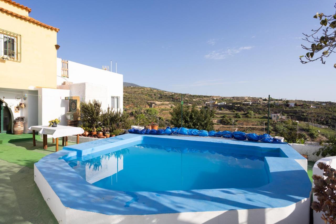 143 Mountain, Seaviews, And Pool Relax By Sunkeyrents Holiday home Fasnia