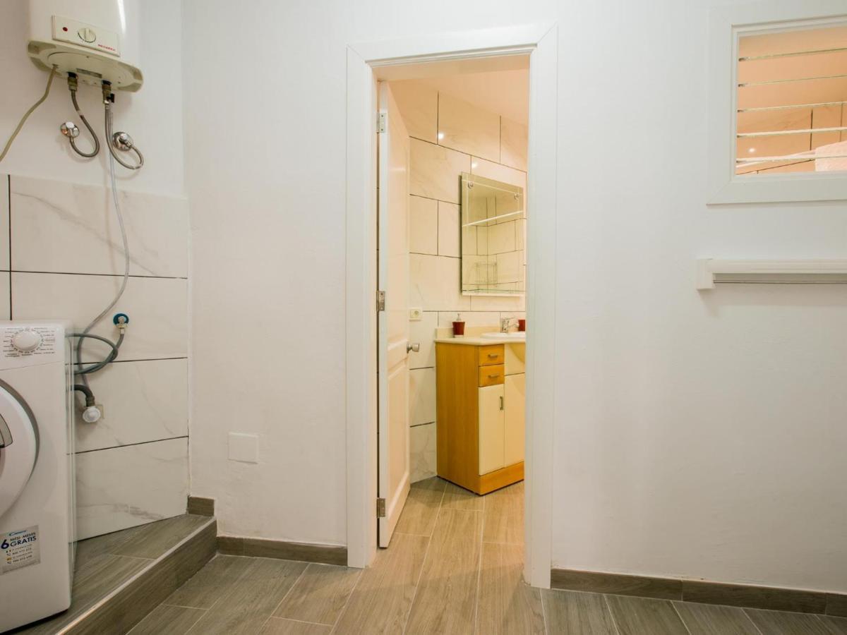 Arona Very Quiet With Wifi Apartment *
