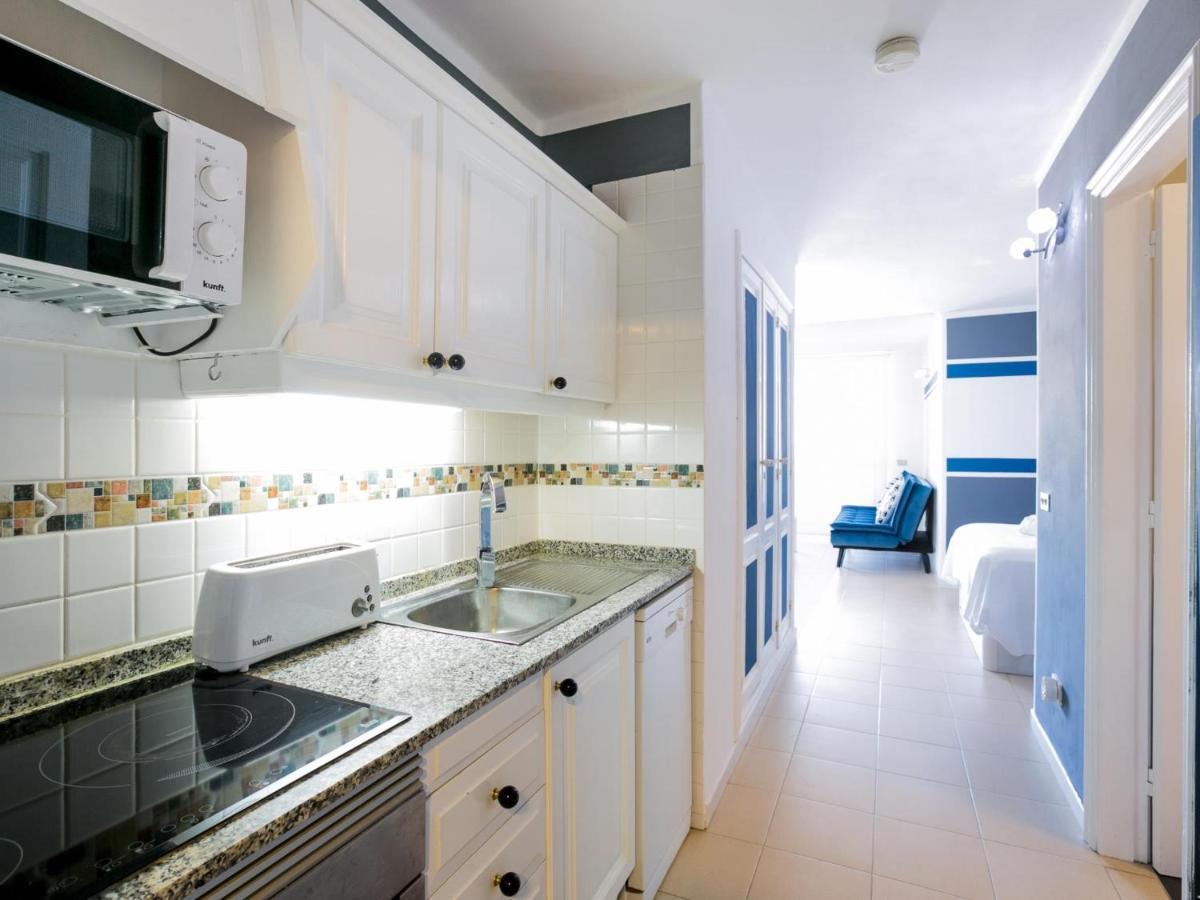 Apartment 313 Park With Pool And Private Garden