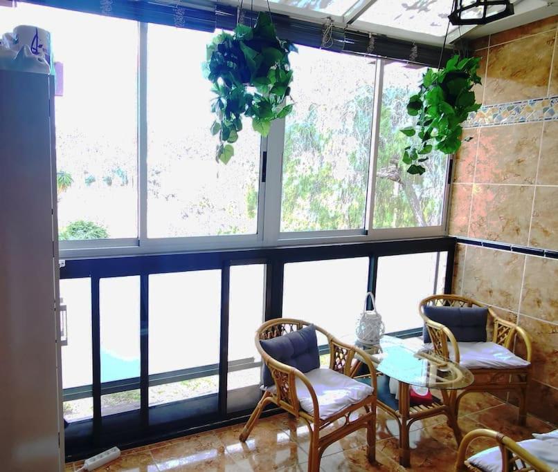 1 Bedroom Aparthotel+heated Pool/restaurant * Costa Del Silencio