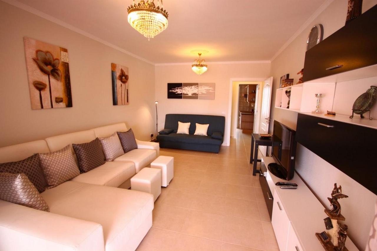 Fabulous Two Bedroom Near Vistas In Cristianos * Arona (Tenerife)