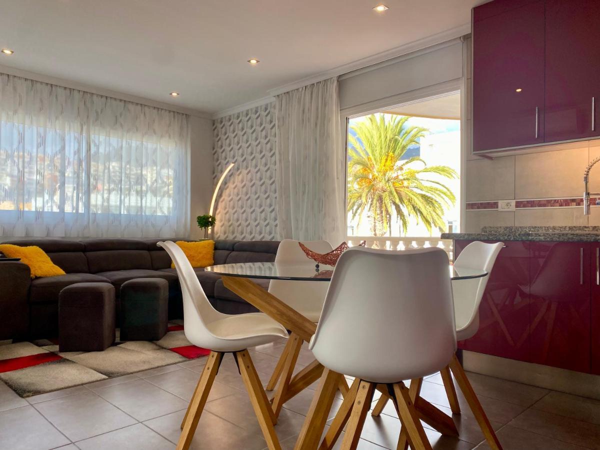 Relax And Enjoy With A View Of El Teide And Sea Puerto de Santiago (Tenerife)
