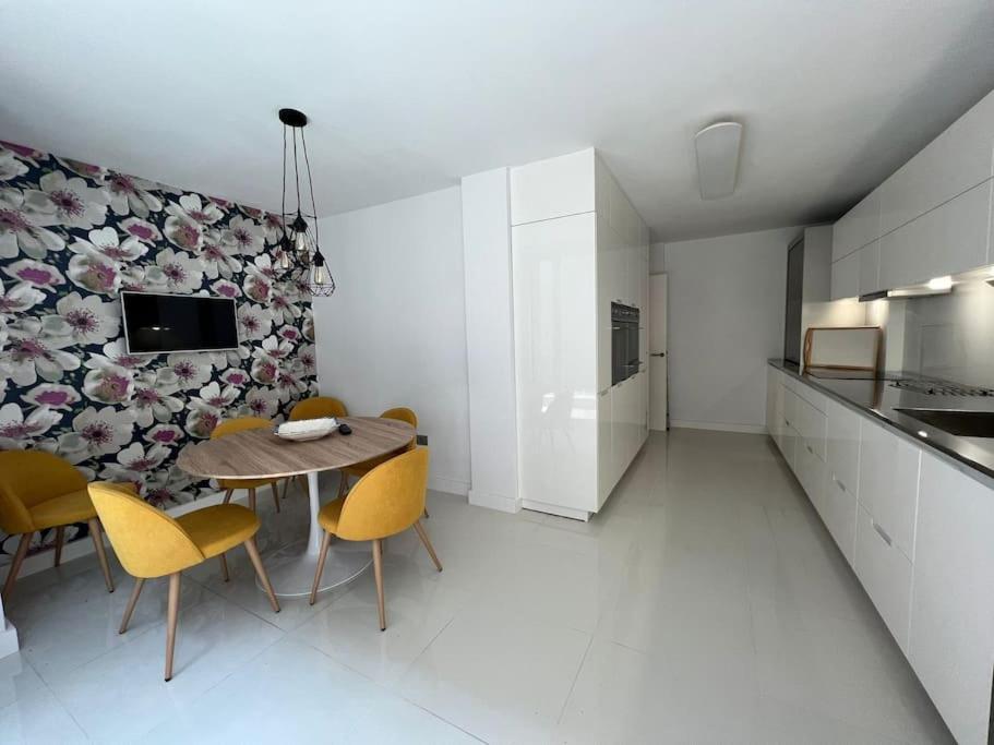 Privada Con Piscina Tenerife Sur Aljaba 5 Villa