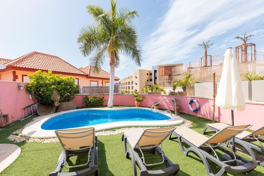 3 Bedroom In El Duque Villa *