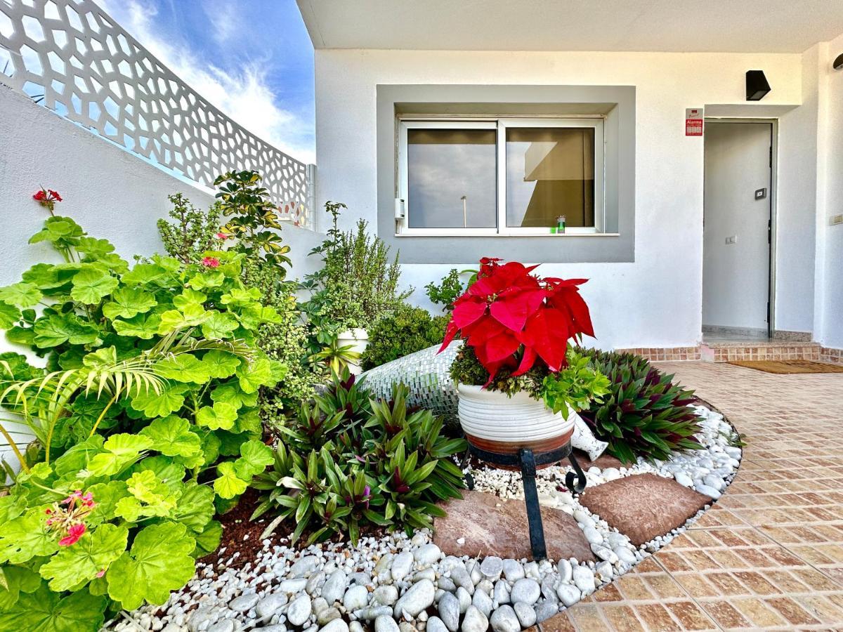 Bungalow Type With Private Pool Apartment Costa Adeje (Tenerife)