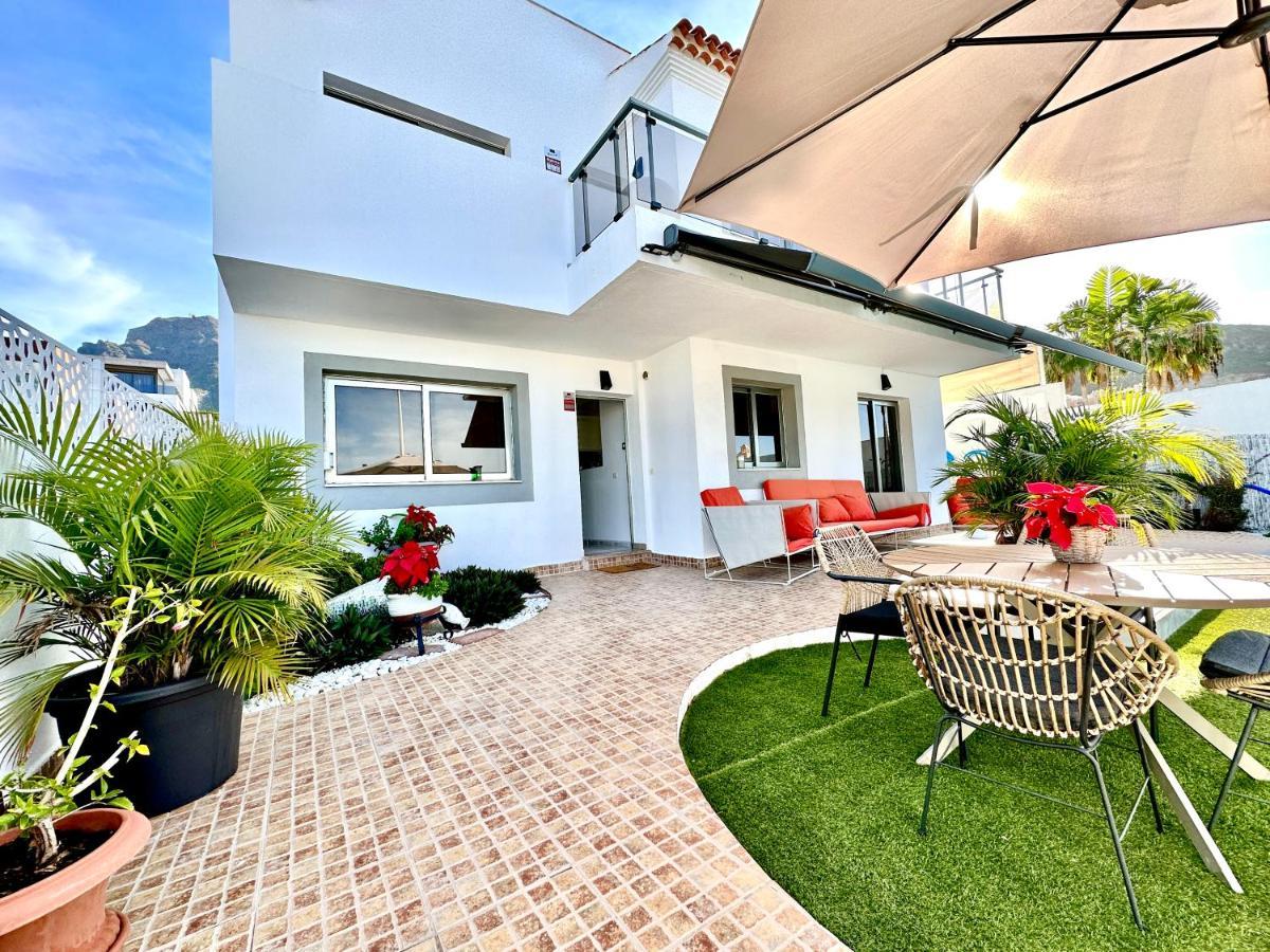 Bungalow Type With Private Pool Apartment Costa Adeje (Tenerife)