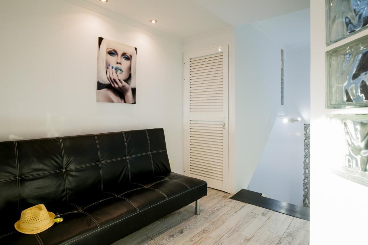 Appartement 204 Atalaya 2 Bedrooms, Sea View, Private Parking