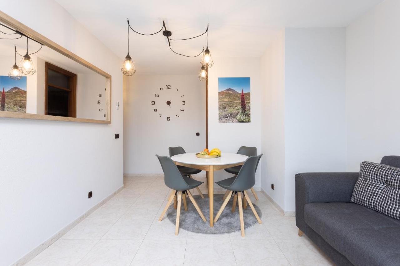 Home2book Beachfront Canarian Style Balcony House Puerto de la Cruz (Tenerife)