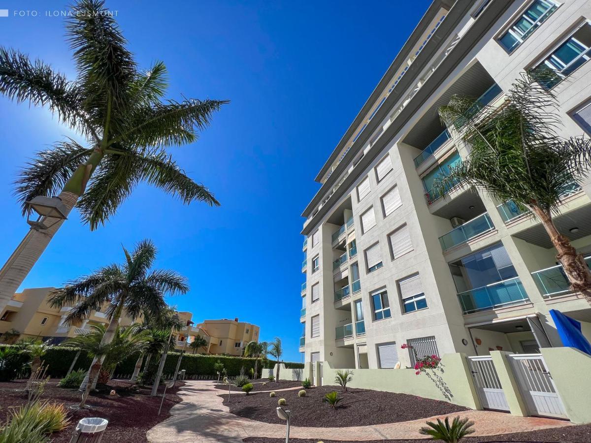 Isla Feliz In Golf Del Sur Cozy With Terrace, Pool & Parking San Miguel de Abona