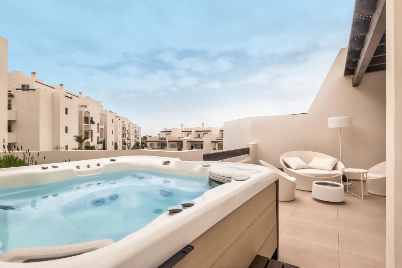 Tahona 3-1 Penthouse Jacuzzi Pool View 3b Сasa de vacaciones Palm-mar