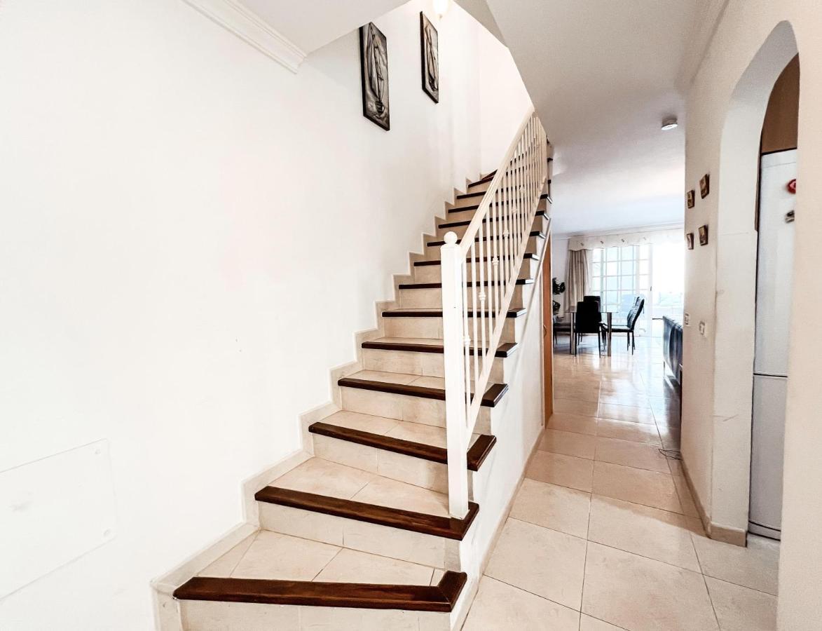 Townhouse With Ac In Callao Salvaje, Sonia, Cs148
