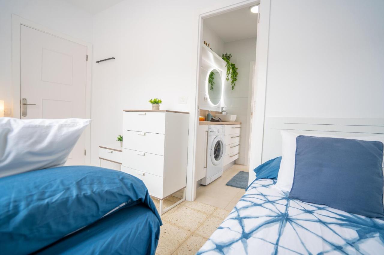 Ocean Vibes With Sea View And Private Heated Pool Holiday home