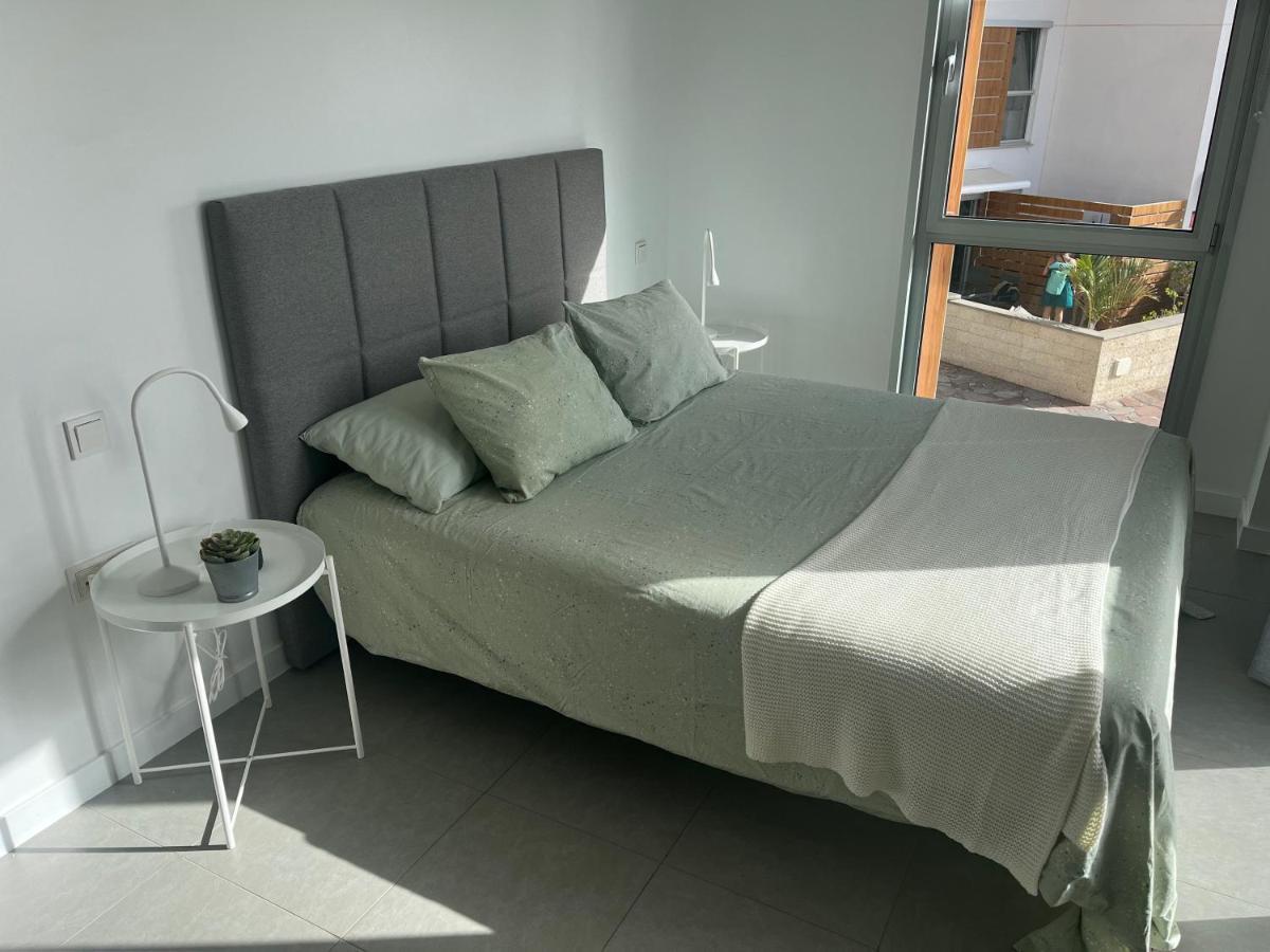 Martines Beachfront Ocean View * El Medano (Tenerife)