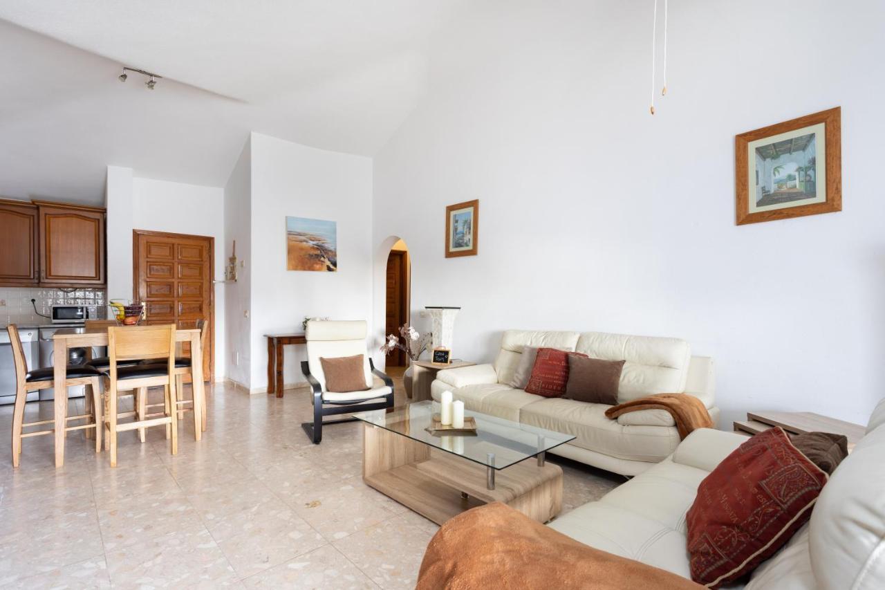 Casa Tom - Spacious Holiday With Heated Pool * San Miguel de Abona
