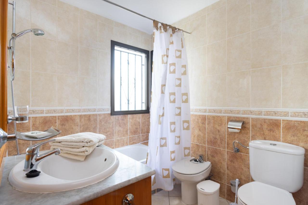 Casa Tom - Spacious Holiday With Heated Pool San Miguel de Abona