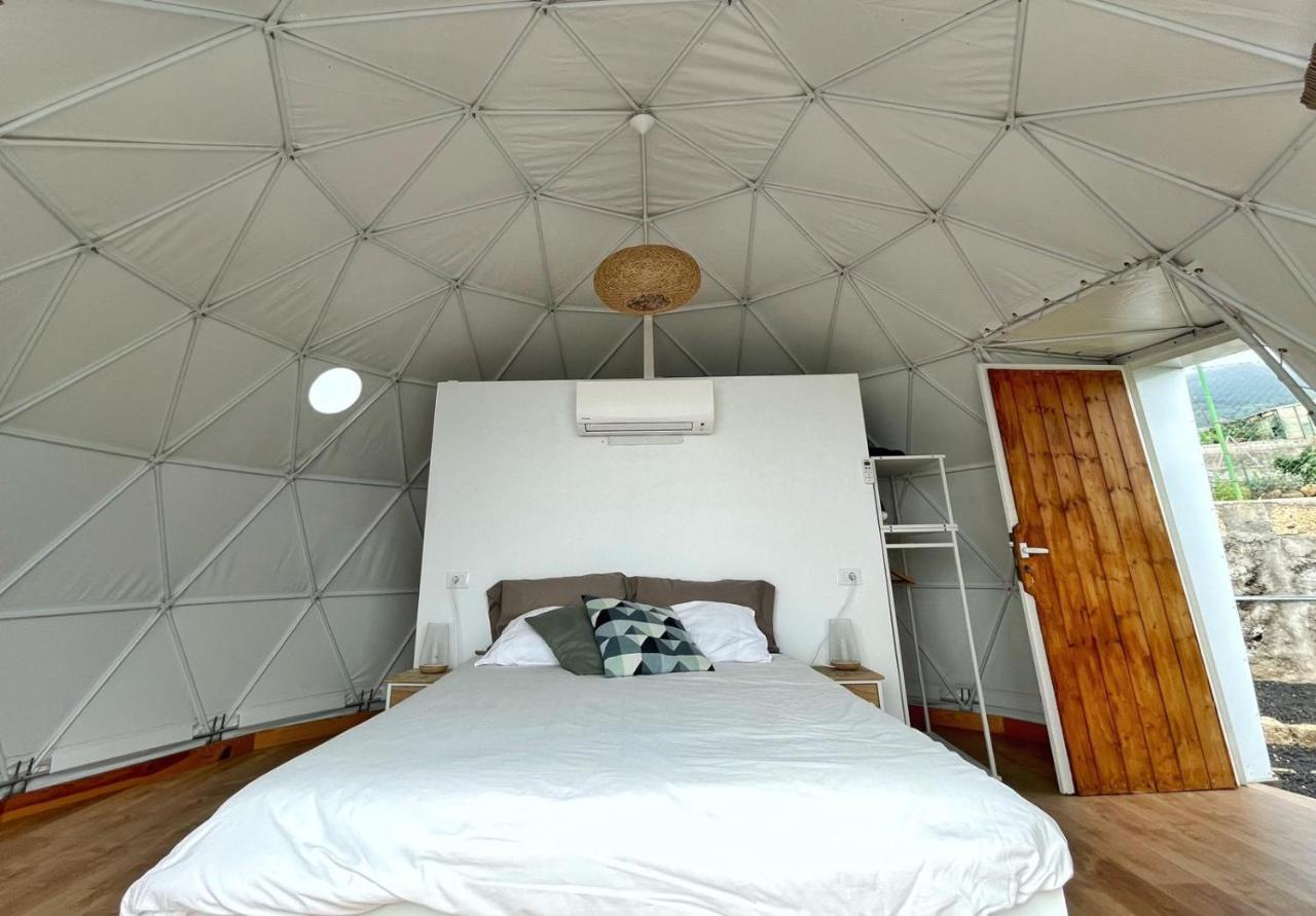 Domo Volcano Experience Piscina Climatizada Camping *